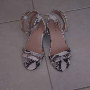Snakeskin Heels Size 9